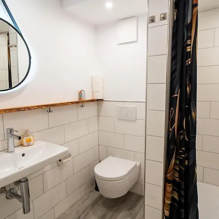 Kabali And Kasamui *